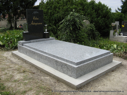 hroby a hrobky (12).JPG