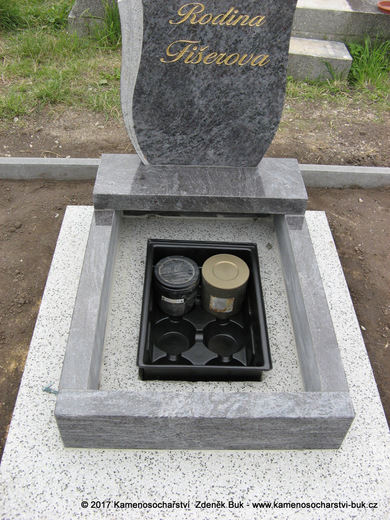 hroby a hrobky (14).JPG