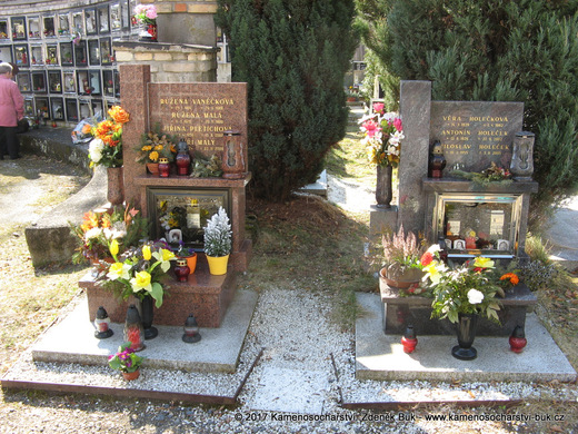 hroby a hrobky (44).JPG